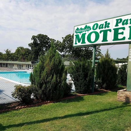 Oak Park Motel Tahlequah Exterior photo